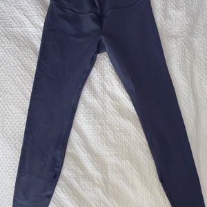 Lululemon wunder under